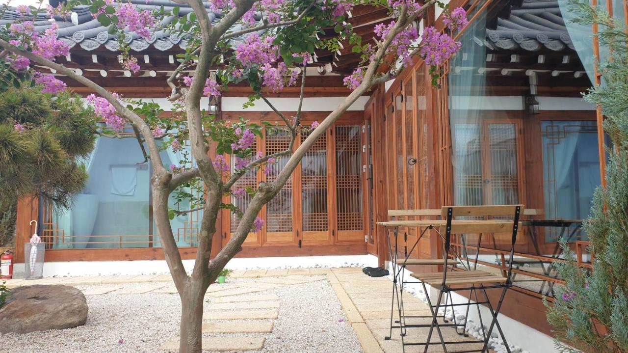 El House Hotel Gyeongju Buitenkant foto